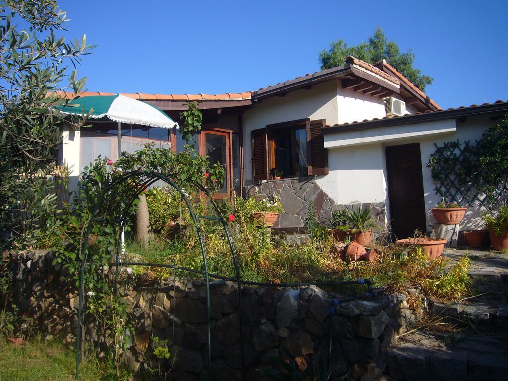 Su Trabi B&B Флуминимаджоре Экстерьер фото